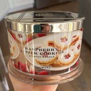 HomeWorx Raspberry Linzer Cookies Scented Candle - Silver Lid